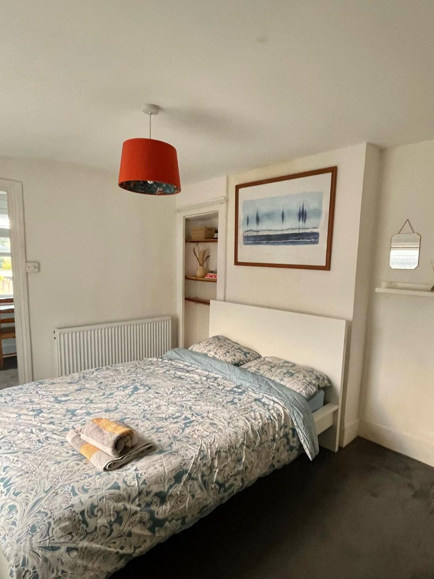 4 Bedroom House, Close To The O2 And Greenwich ロンドン エクステリア 写真